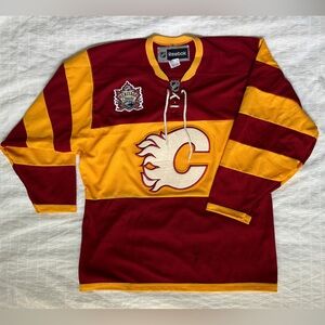Vintage Calgary Flames jersey! 🏒